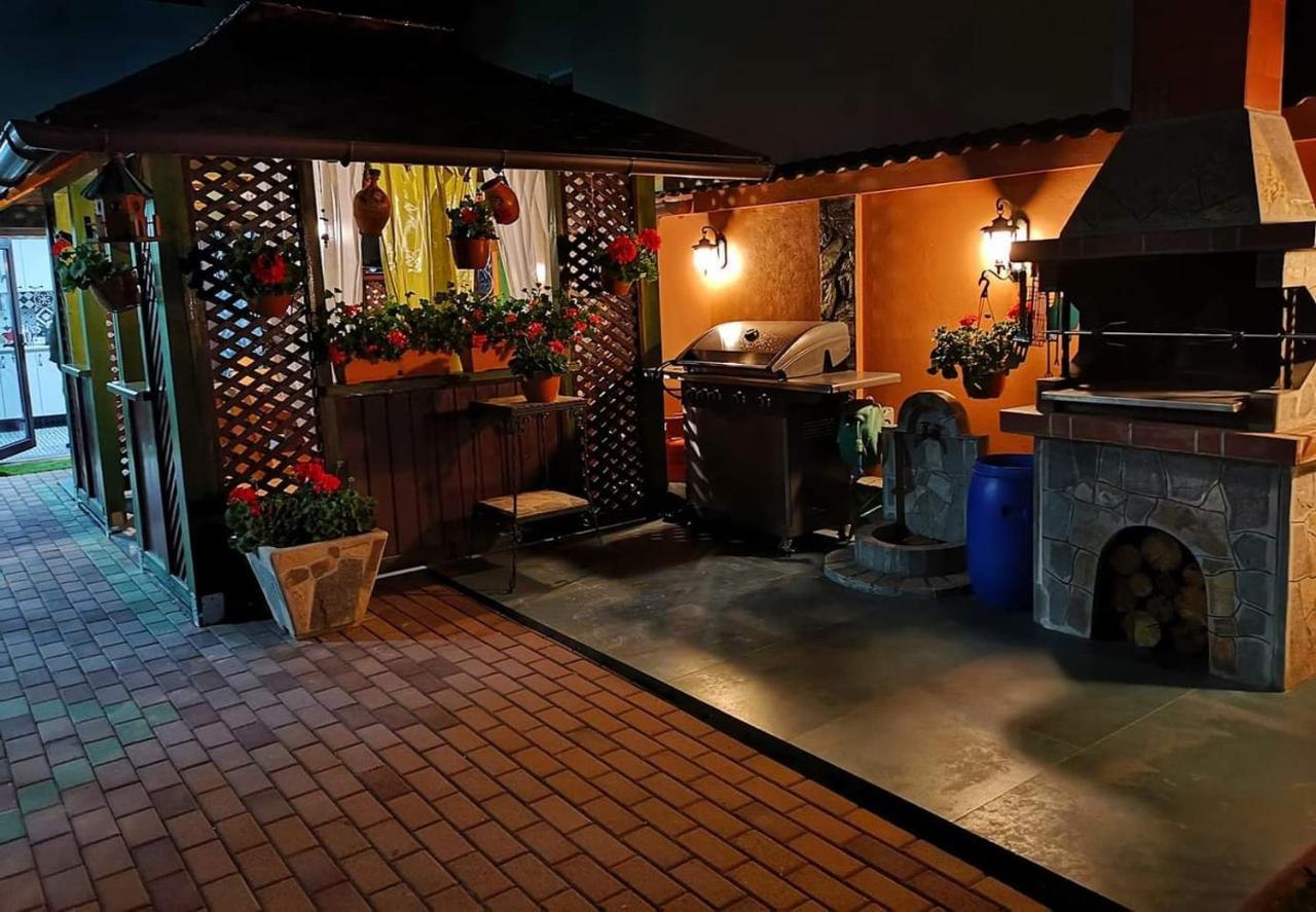 Casa Cizi Hotel Călimăneşti Eksteriør billede
