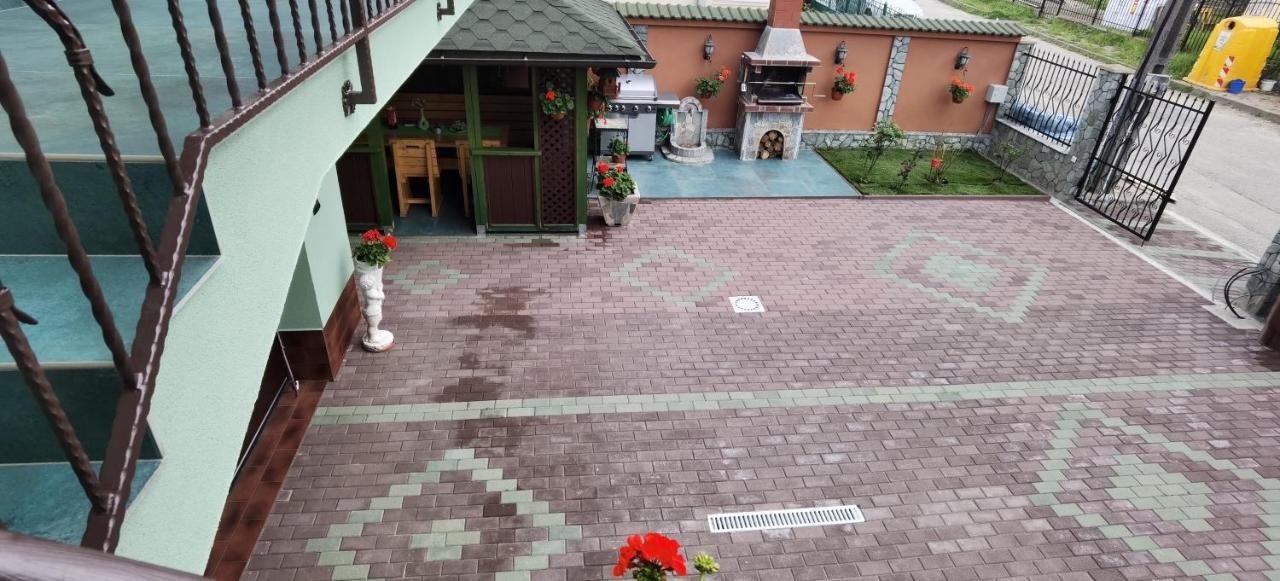 Casa Cizi Hotel Călimăneşti Eksteriør billede