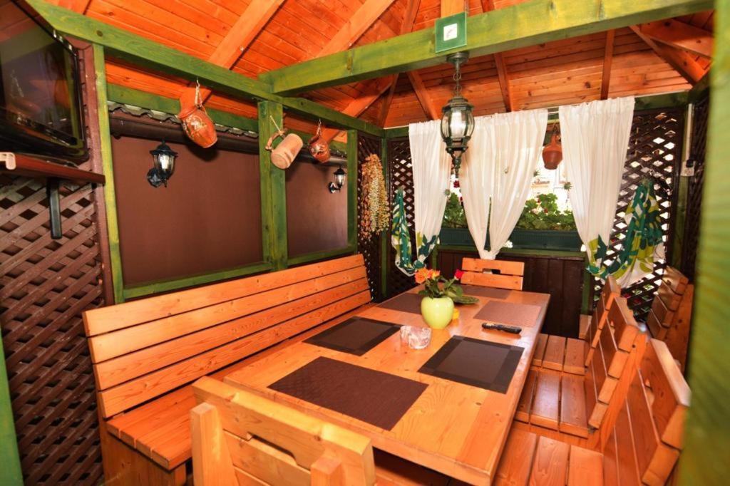 Casa Cizi Hotel Călimăneşti Eksteriør billede
